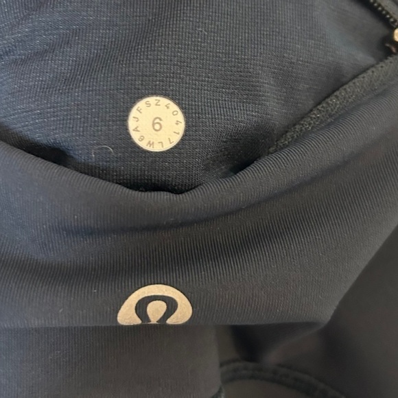 Lululemon On Your Mark Crop 23" Nocturnal Teal - Picture 11 of 14